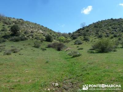 La pradera de la ermita de San Benito;agencias de senderismo en madrid;senderismo singles